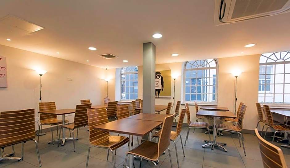 Britannia Study Hotel