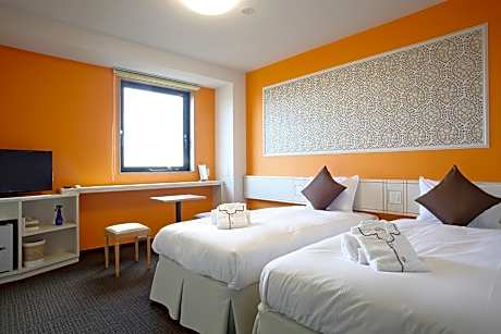 Economy Twin Room