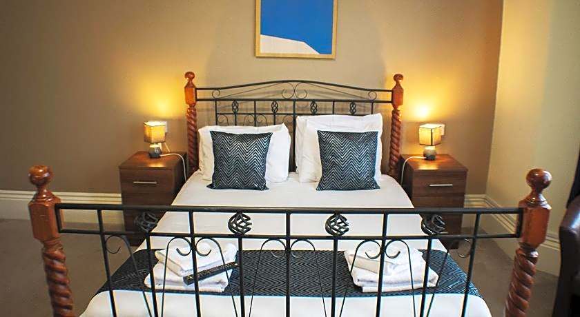 OYO Shanklin Beach Hotel