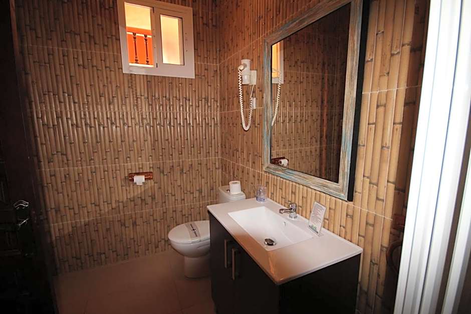 Hotel Copacabana Tarifa Beach