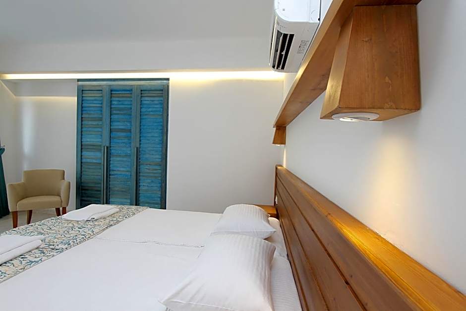 Dedeminn Marina Hotel