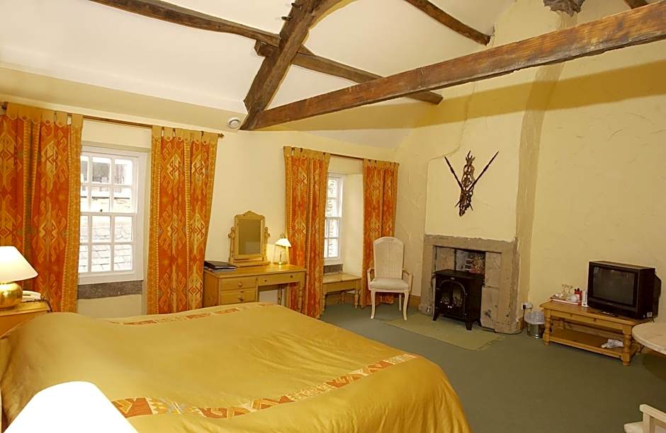 Centre Of Britain Hotel