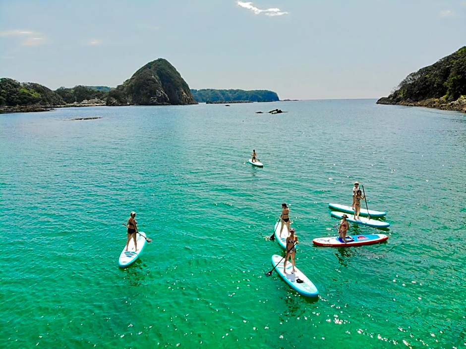 Guesthouse All you need - All rooms have an ocean view!