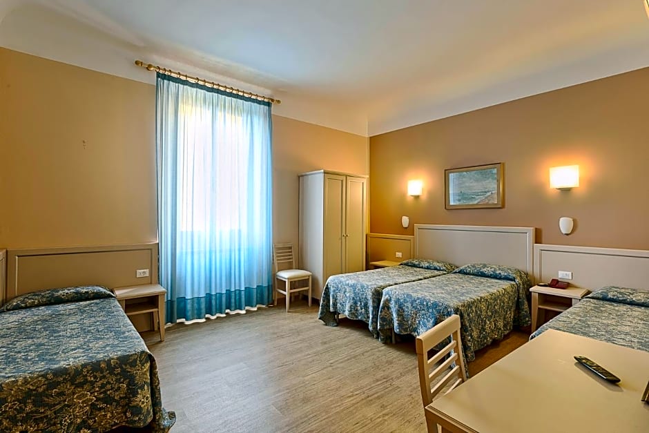 Hotel Eden