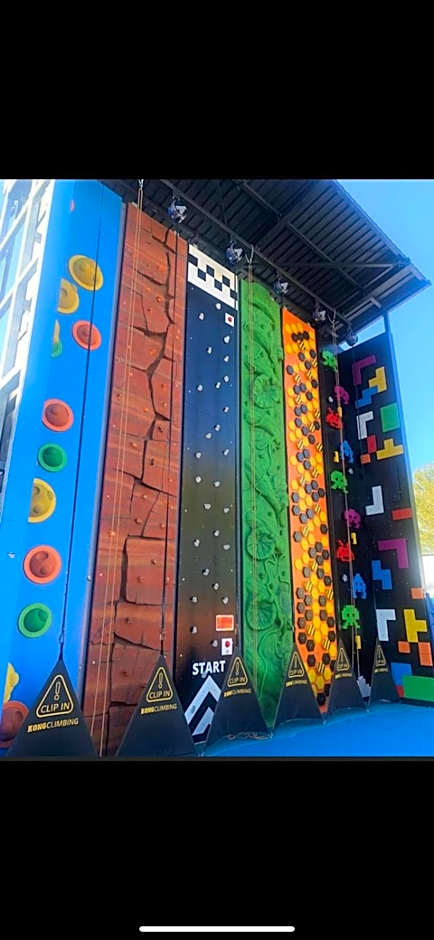 Southview Holiday Park, Deluxe Caravan