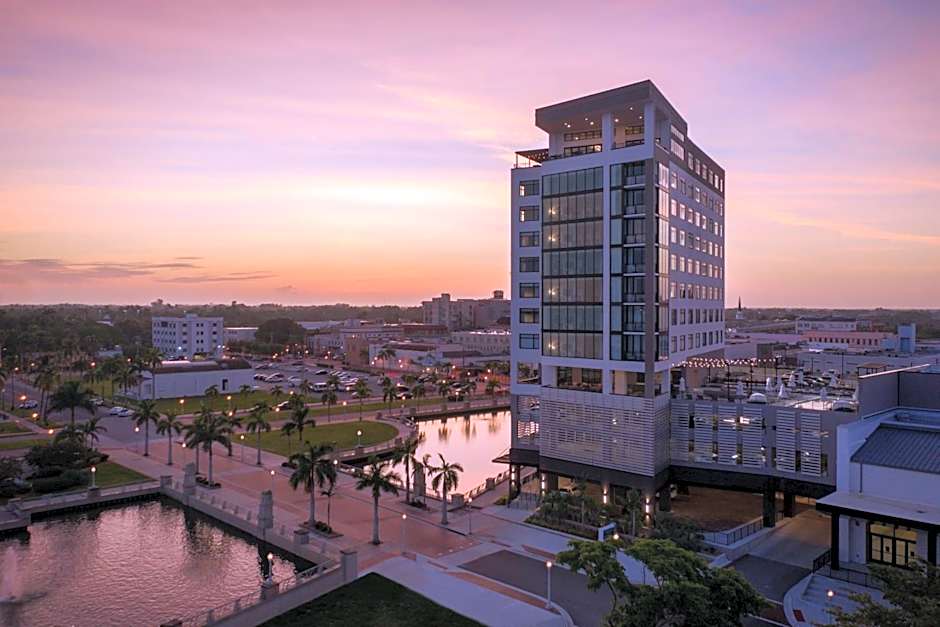 Luminary Hotel & Co., Autograph Hotels