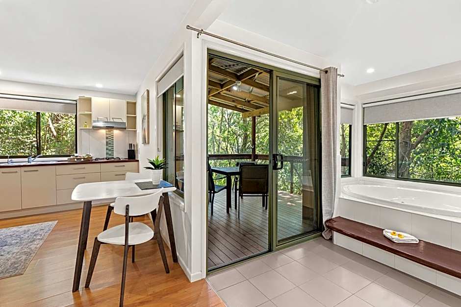 Hunchy Hideaway