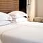 Hotel Advance