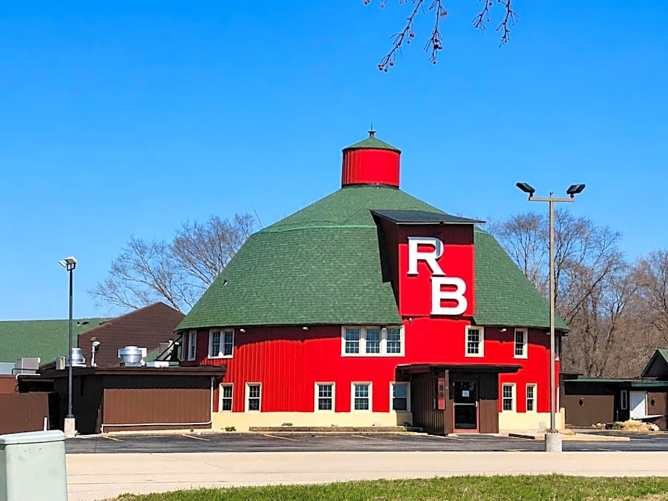Round Barn Lodge