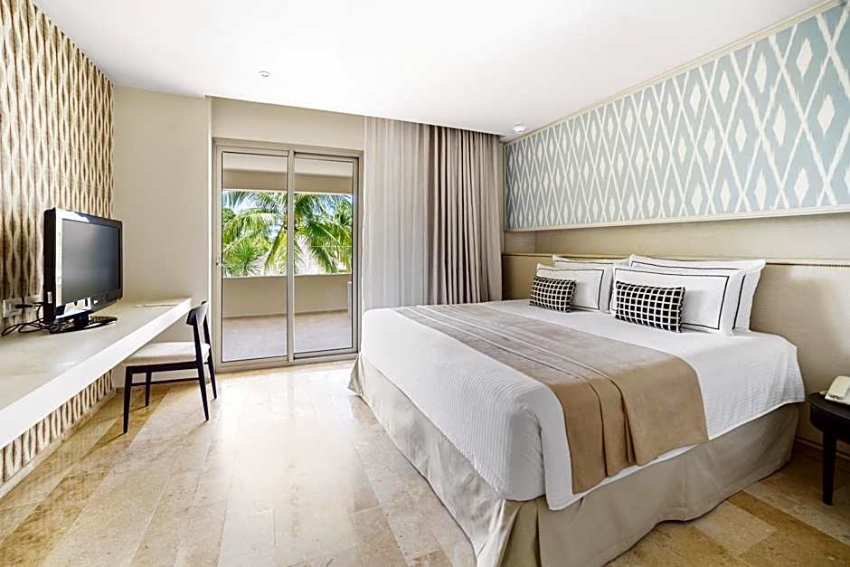 Privilege Aluxes Adults Only