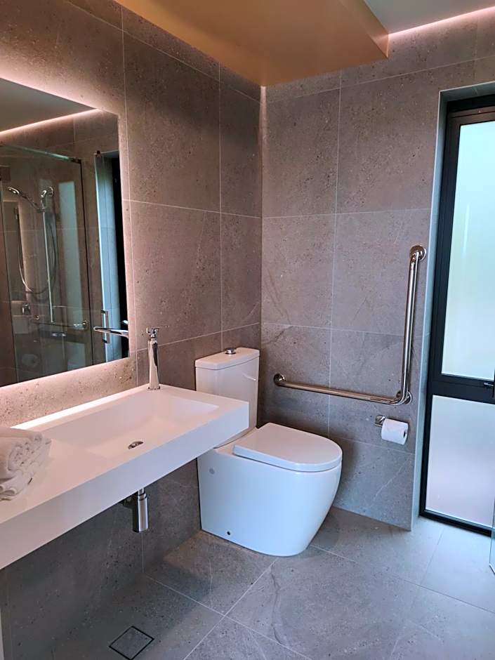 Tussock Hill Vineyard Retreats