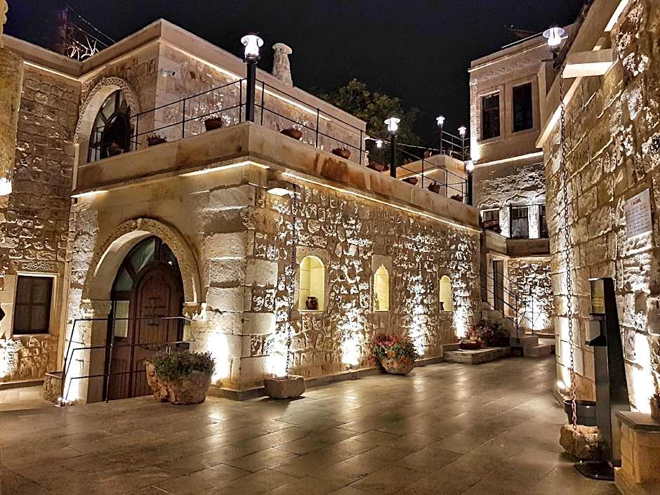 Elysion Cave Suites