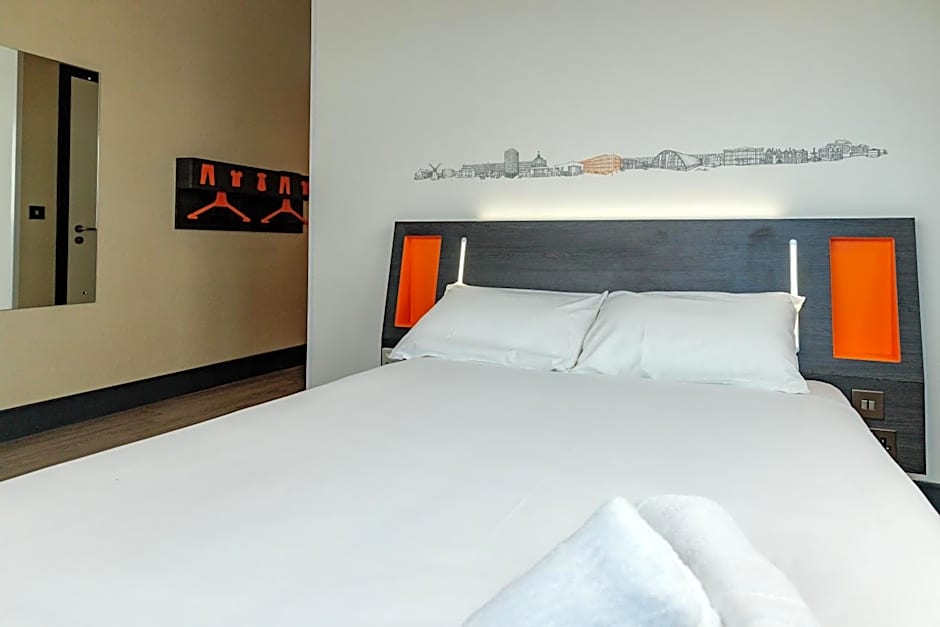 easyHotel Milton Keynes