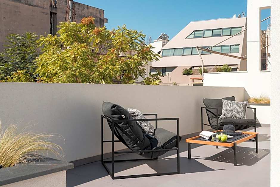 11 Enteka Acropolis Suites