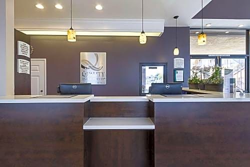 Quality Inn & Suites Huntington Beach