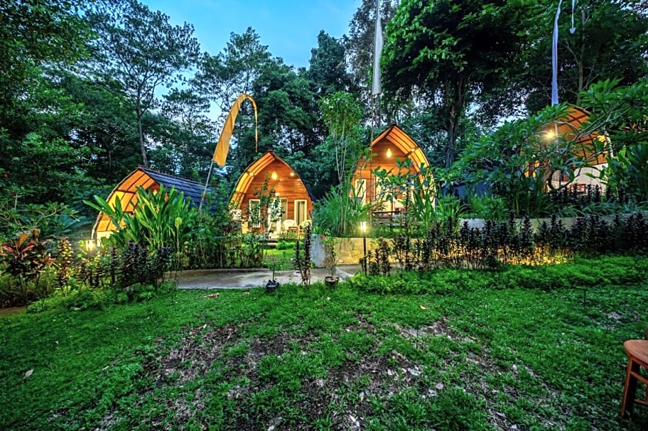 Riverside Retreat