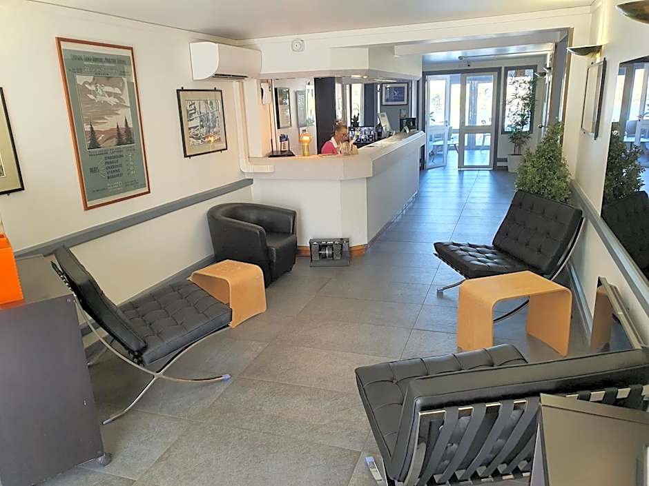 Logis Hotel des Lacs Paris Sud