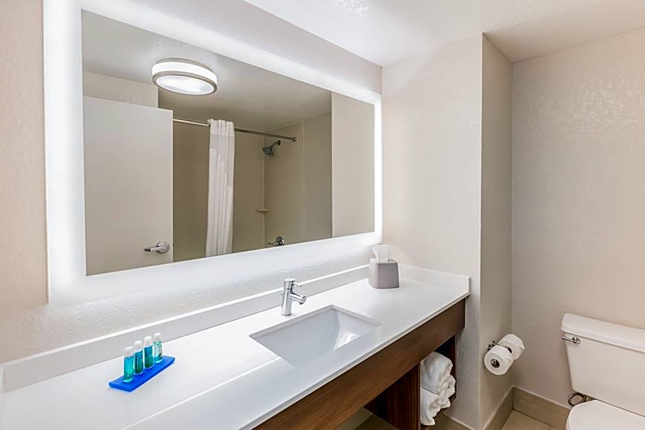 Holiday Inn Express Orange Beach - On The Beach By IHG