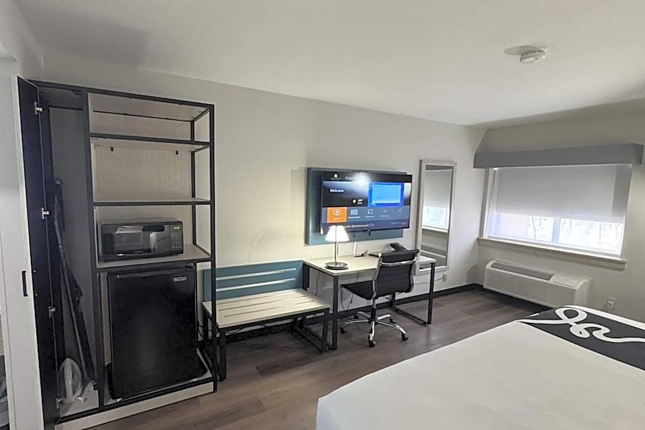 La Quinta Inn & Suites by Wyndham Auburn Worcester