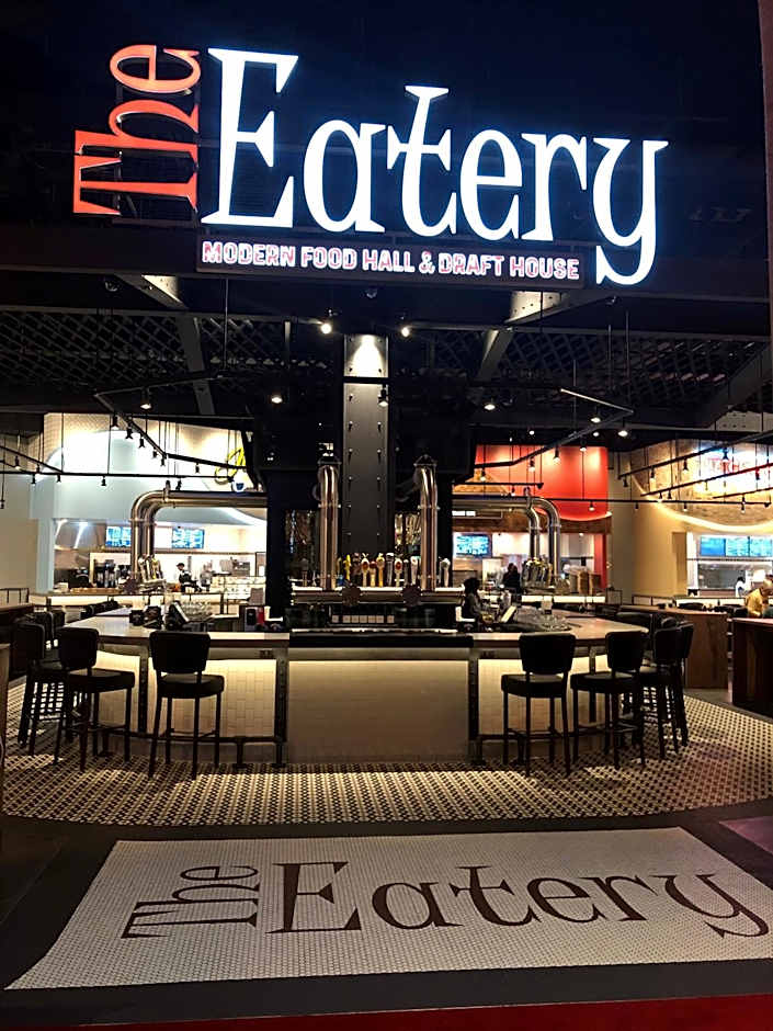 The Inn at Charles Town / Hollywood Casino