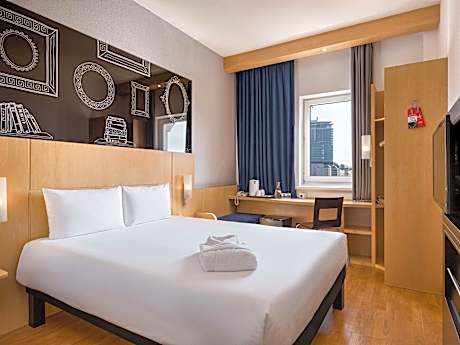 Premium room with 1 double bed