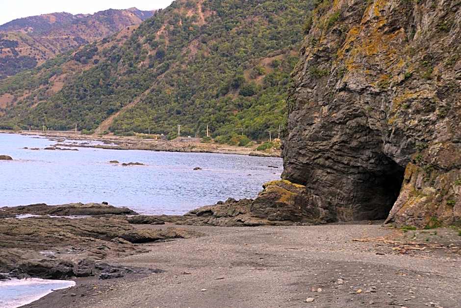 Sierra Beachfront Motel