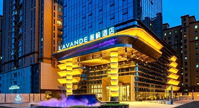 Lavande Hotel Anshan City Center