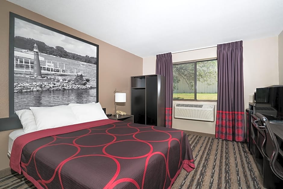 Super 8 by Wyndham Spirit Lake/Okoboji
