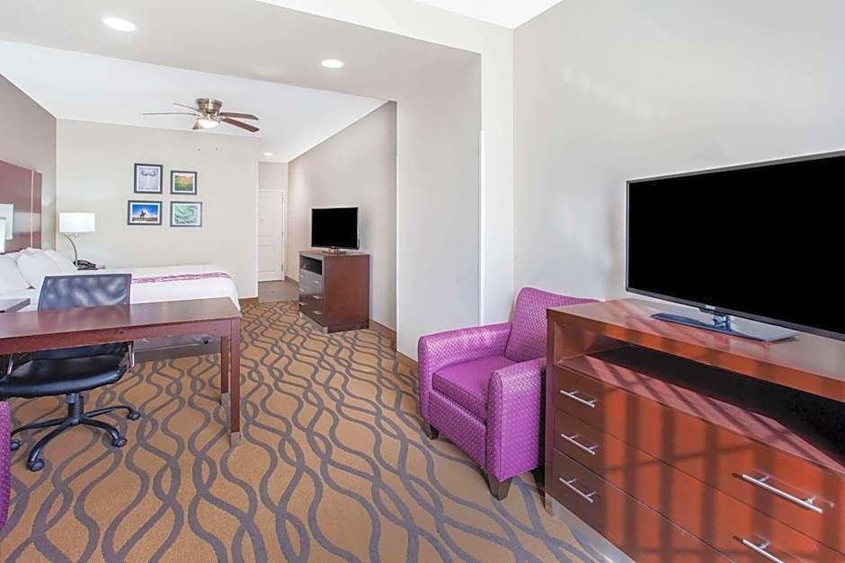 La Quinta Inn & Suites by Wyndham Luling