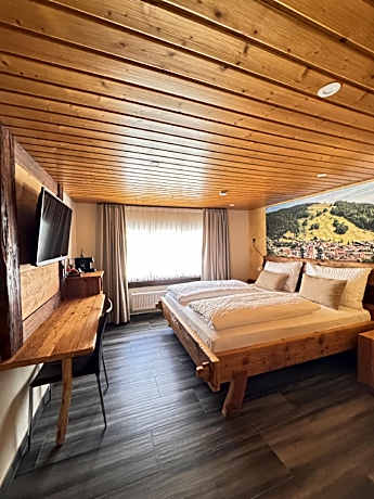 Familien Doppelbett Zimmer Hasenhornblick 18