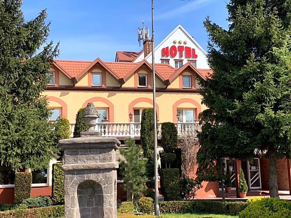 Hotel Nad Pisą