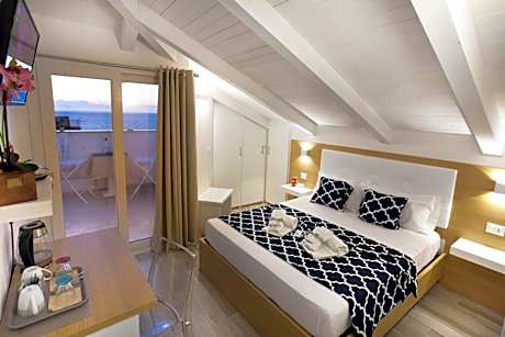 Junior Suite with Terrace