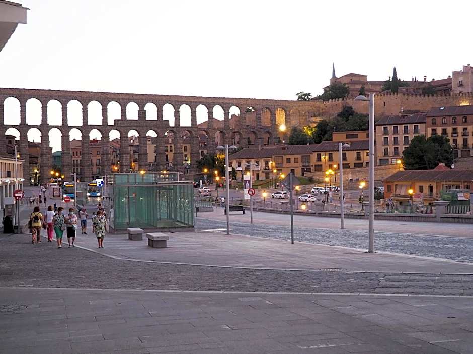 HOTEL ELE ACUEDUCTO