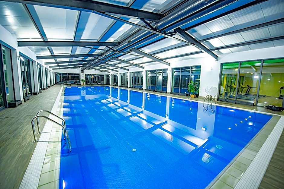 Crystal Hotel & SPA