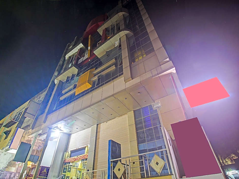 Collection O Hotel Regal Near ISKON TEMPLE , ABIDS – Hyderabad, 