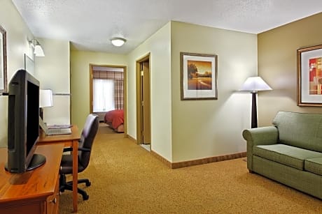 One-Bedroom King Suite - Disability Access