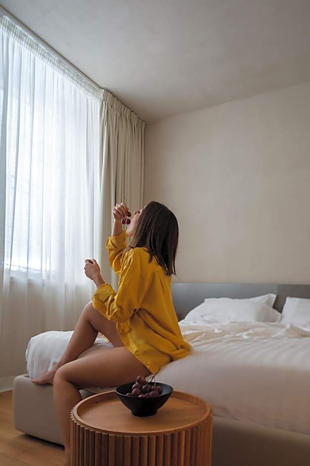C10 Boutique Hotel