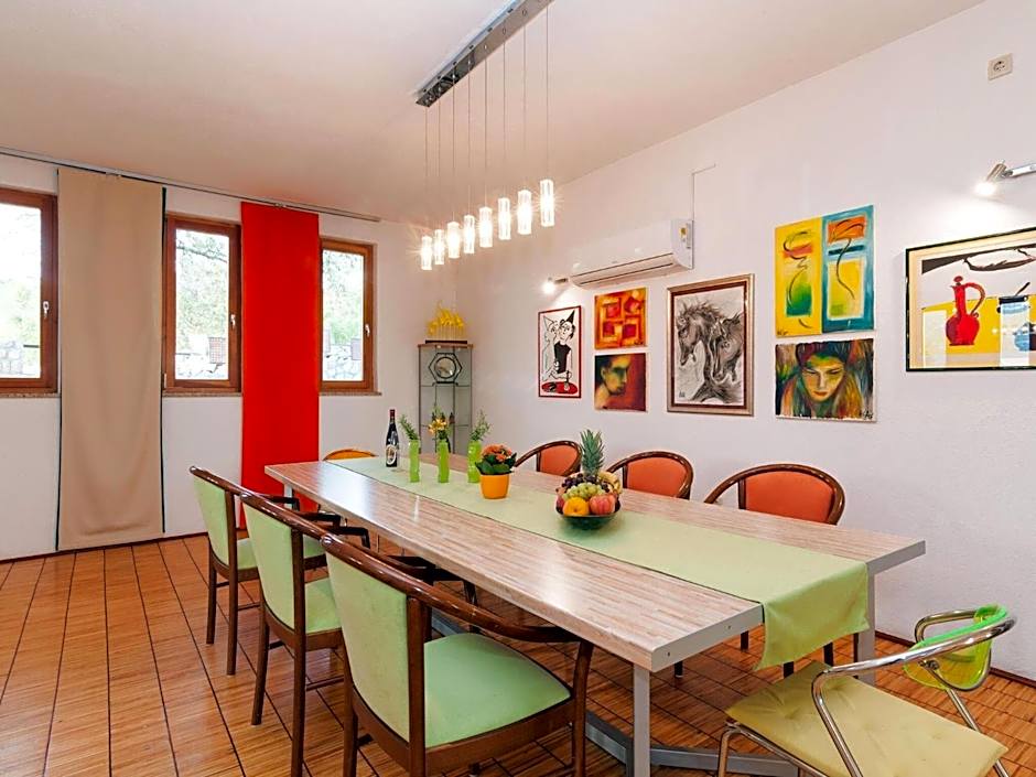 Villa in Rovanjska with Pool & Sea Views