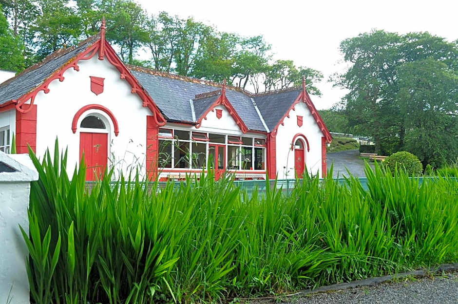 Ravine Hotel