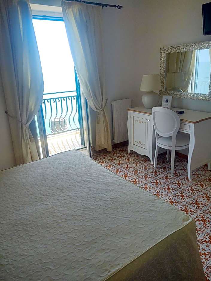 Hotel La Perla
