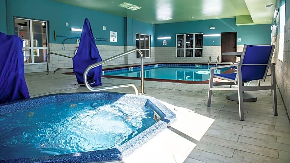 Holiday Inn Express Hotel & Suites Sedalia By IHG