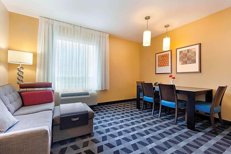 TownePlace Suites by Marriott Joliet South