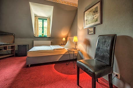 Small Double Room