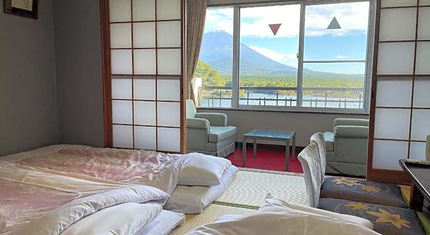 Shoji Lake Hotel