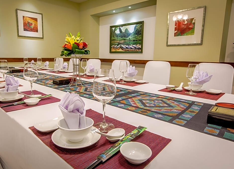 Saigon Quang Binh Hotel