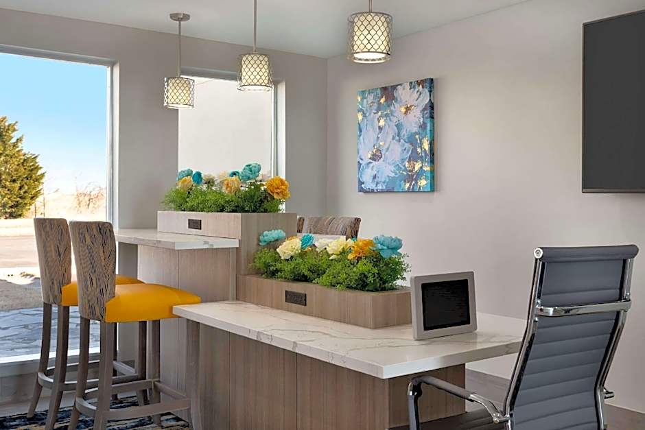 Baymont Inn & Suites Shawnee