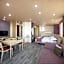 WIRES HOTEL James zaka