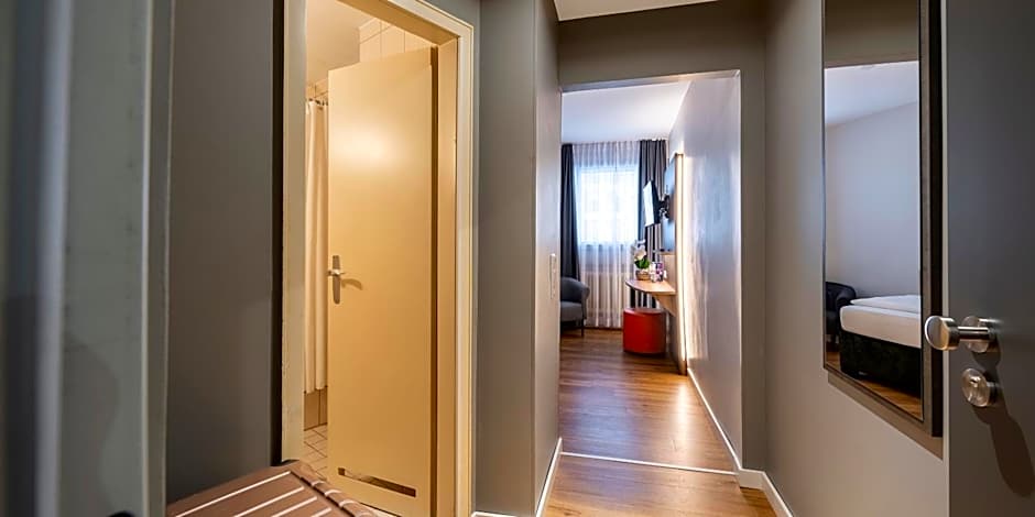 PLAZA INN Rieker Stuttgart Hauptbahnhof