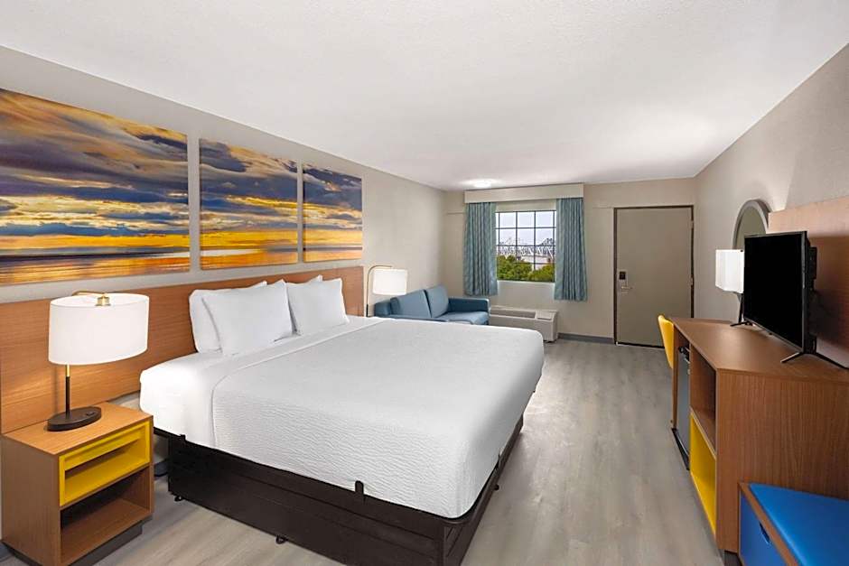 Days Inn & Suites by Wyndham Vicksburg