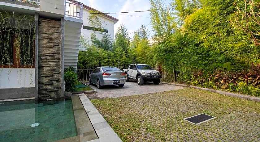 Sayang Sanur Terrace House